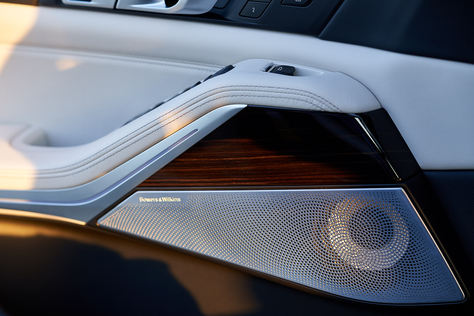 Name:  2019_BMW_X5_xDrive_ 15.jpg
Views: 5325
Size:  250.0 KB