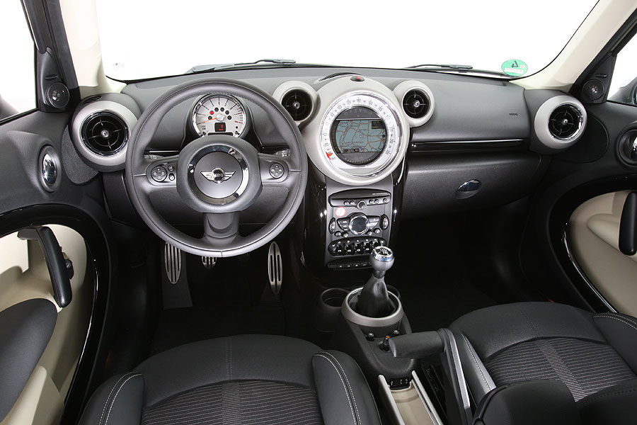 Name:  x1-countryman-11.jpg
Views: 60553
Size:  97.2 KB