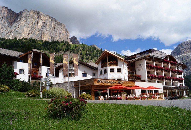 Name:  Sella  Hotel Kolfuschgerhof     10499343_704382849598048_534667051736844303_o.jpg
Views: 26072
Size:  155.6 KB