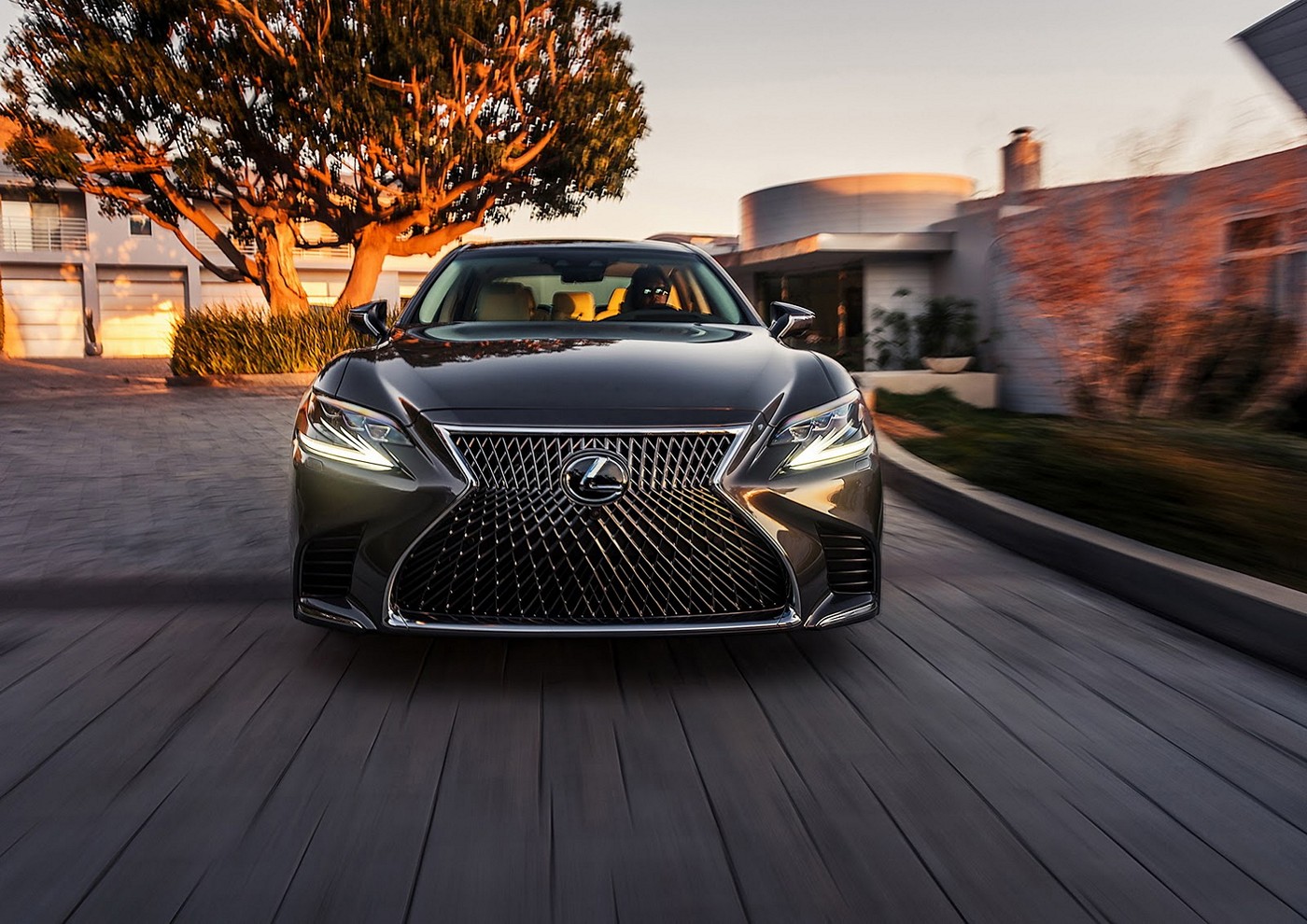 Name:  2018-Lexus-LS-9.jpg
Views: 3686
Size:  330.2 KB