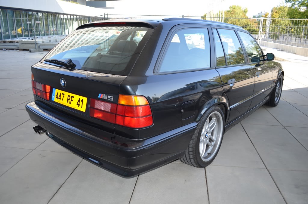 Name:  e34 M5 bonhams auction  DSC_0086.jpg
Views: 15411
Size:  120.5 KB