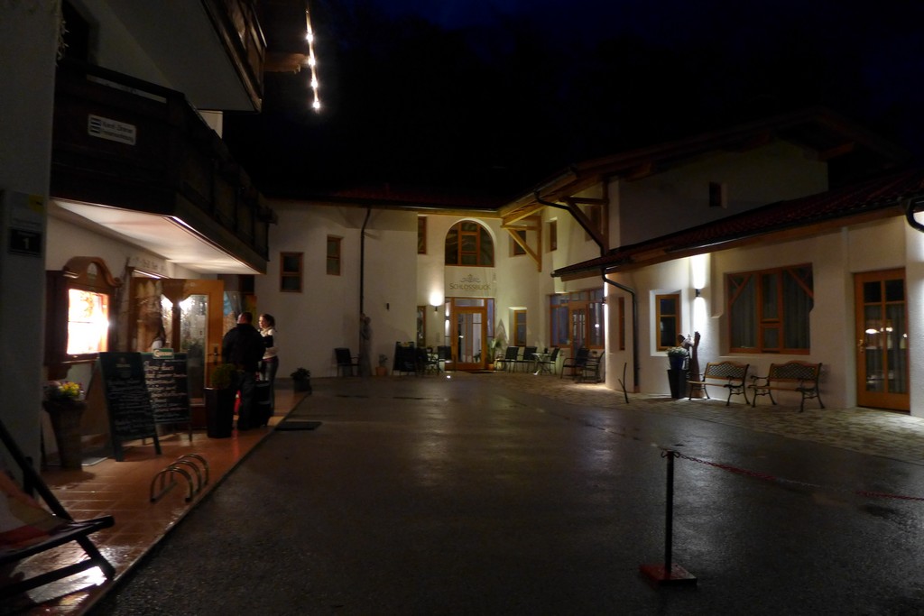 Name:  SchlossBlick Hotel near Kufstein, AustriaP1000934.jpg
Views: 13174
Size:  140.4 KB